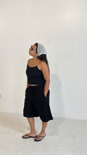 Load image into Gallery viewer, WESLEY SHORTS (BLACK)