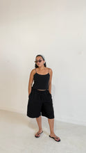 Load image into Gallery viewer, WESLEY SHORTS (BLACK)