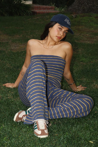 KYLIE TOP (NAVY)